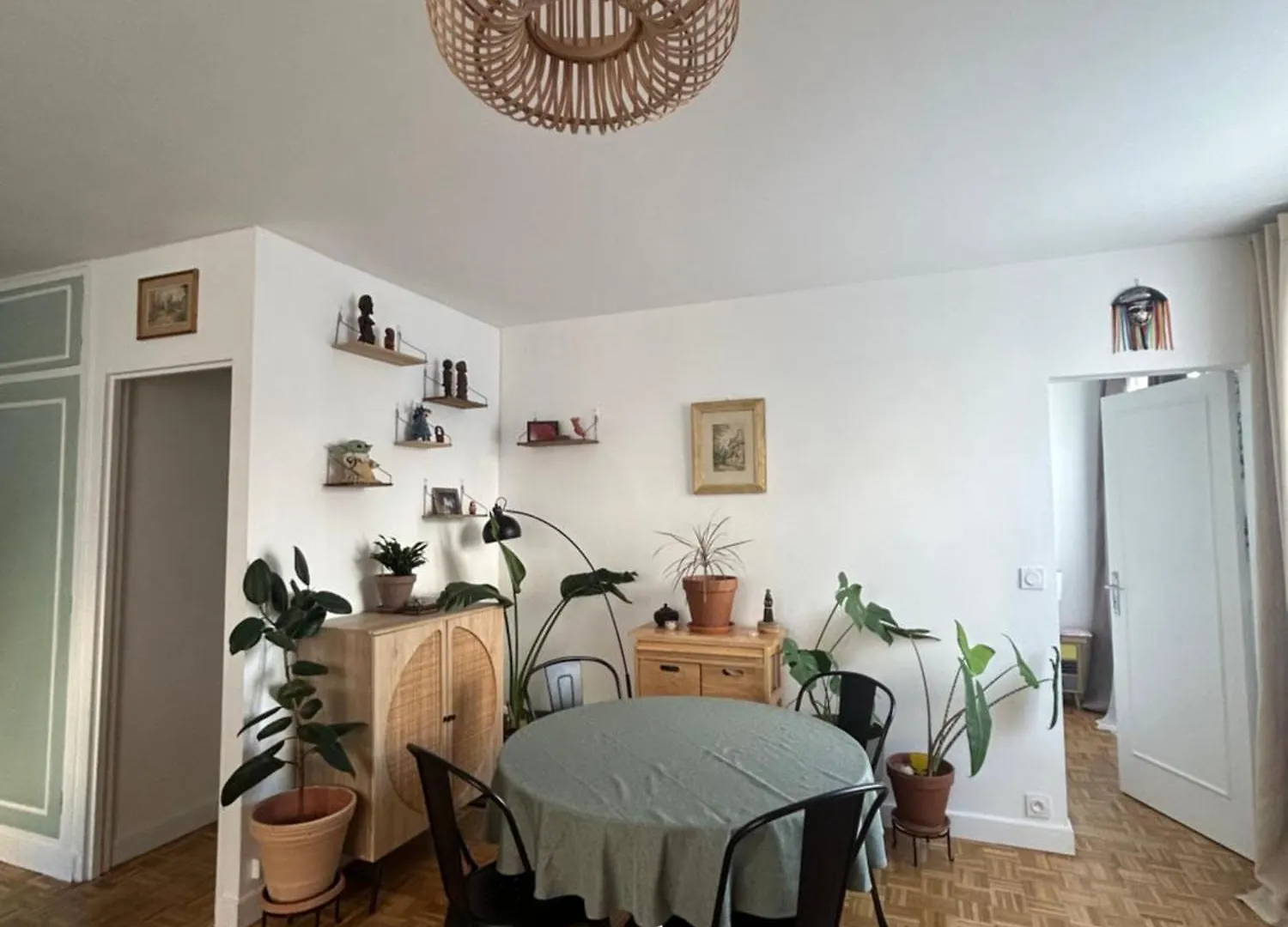 Grand Appartement 2 Pieces Dans Le 20Eme A פריז 0*,